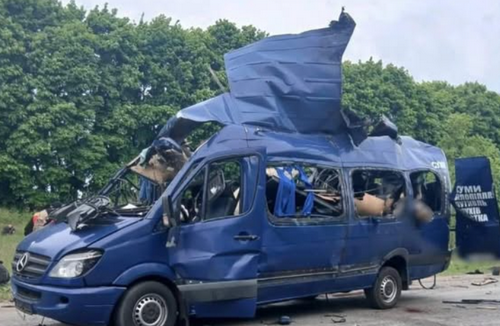 Загинули переважно жінки пенсійного віку: російський Ланцет атакував автобус, який здійснював евакуацію громадян